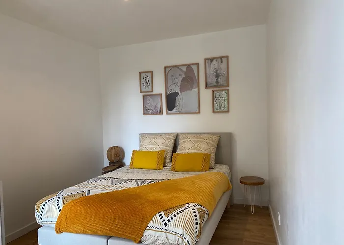 • Bel - Centre Historique De * Poitiers